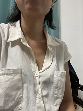 lilysister66 online show from 9, 7, 2026