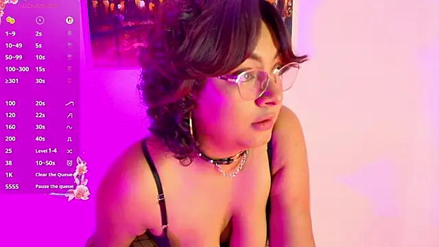 alexa cruz   online show from 30, 7, 2026