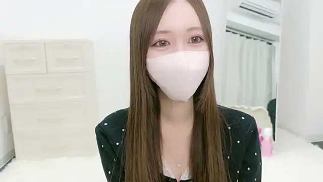 Snapshot of salachan_v chatting on 21, 3, 2026 salachan v online show from 21, 3, 2026