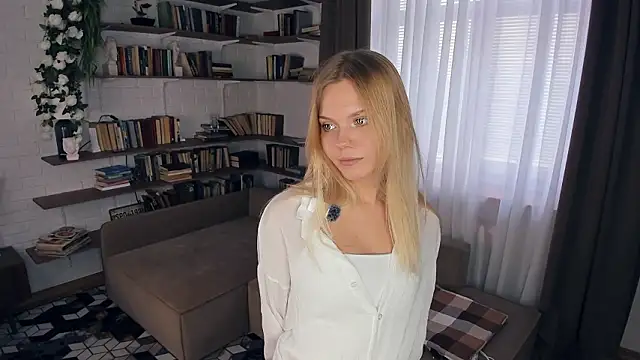 InesPiek online show from 25, 3, 2026