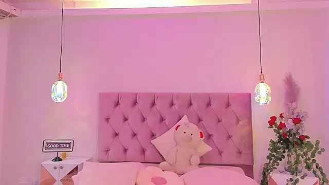 SofiaBloomm online show from 16, 5, 2026