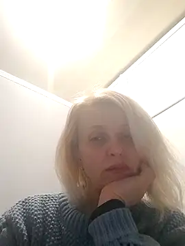 MiaLove183 online show from 29, 3, 2026