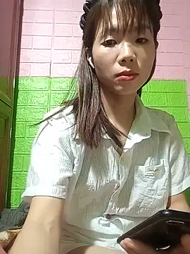 Snapshot of AmyLinee01 chatting on 12, 5, 2026 AmyLinee01 online show from 12, 5, 2026