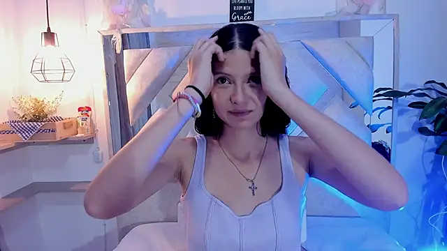 sofy bonnet1 online show from 14, 5, 2026