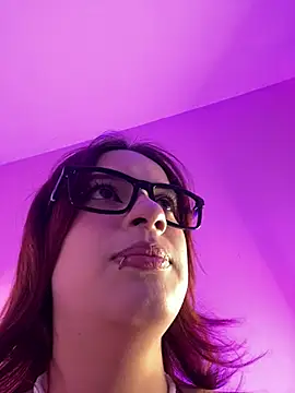 Snapshot of steffmontespink18 chatting on 25, 5, 2026 steffmontespink18 online show from 25, 5, 2026