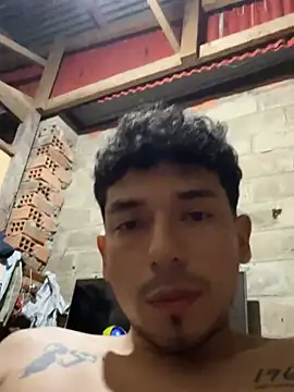 Snapshot of calientechicoloko chatting on 2, 4, 2026 calientechicoloko online show from 2, 4, 2026