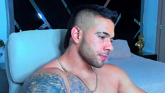 Snapshot of Raytorres chatting on 31, 5, 2026 Raytorres online show from 31, 5, 2026