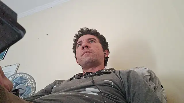 Sueliton2 online show from 10, 4, 2026