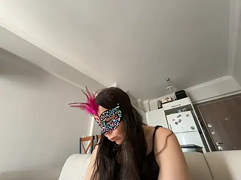 lilyums online show from 23, 7, 2026