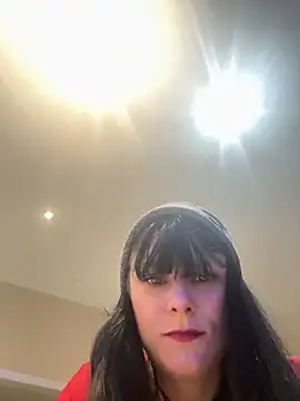 mango-kitty online show from 11, 5, 2026