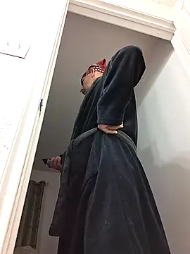 middickstroking online show from 5, 5, 2026