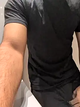 handsome-hunky online show from 31, 3, 2026