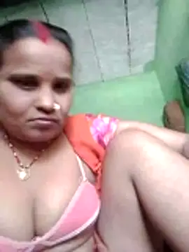 Shivani09900 online show from 2, 6, 2026