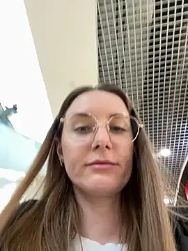 FReyja 44 online show from 8, 4, 2026