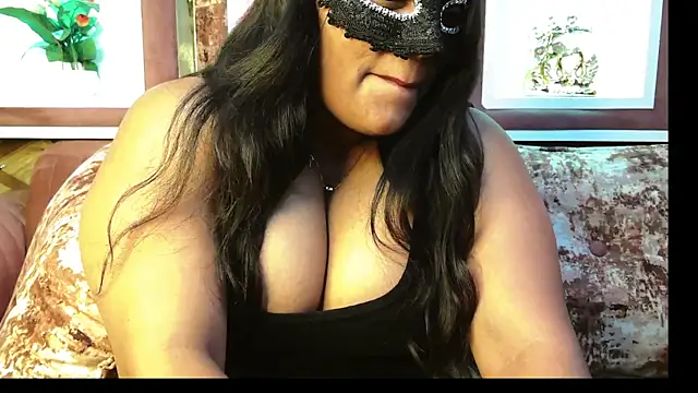 Choco QueenX online show from 4, 6, 2026