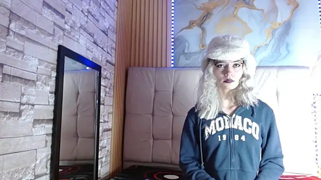 maia grace online show from 12, 4, 2026