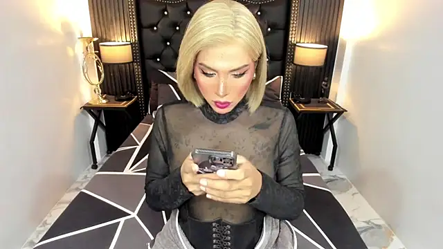 Snapshot of urasianhotfucker chatting on 8, 6, 2026 urasianhotfucker online show from 8, 6, 2026