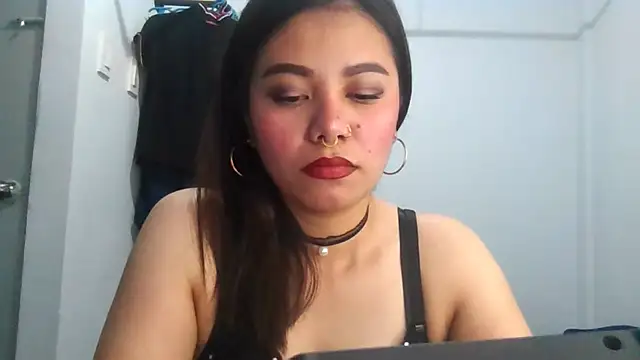 ShyShopia online show from 26, 3, 2026