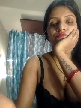 Snapshot of khushi_ji00 chatting on 18, 6, 2026 khushi ji00 online show from 18, 6, 2026