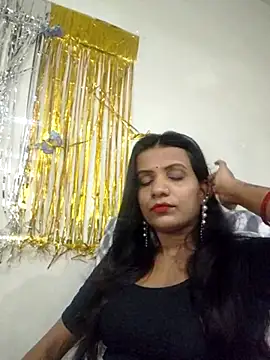 Snapshot of khushi_ji00 chatting on 3, 7, 2026 khushi ji00 online show from 3, 7, 2026