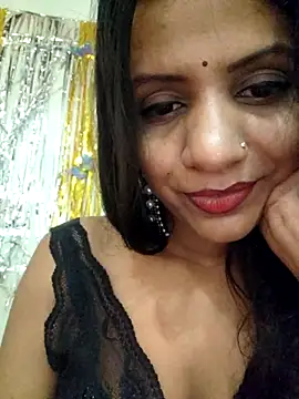 Snapshot of khushi_ji00 chatting on 4, 7, 2026 khushi ji00 online show from 4, 7, 2026