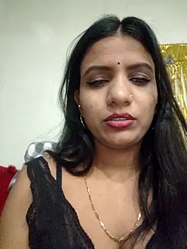 Snapshot of khushi_ji00 chatting on 12, 7, 2026 khushi ji00 online show from 12, 7, 2026