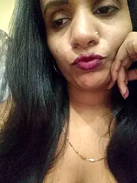 Snapshot of khushi_ji00 chatting on 21, 7, 2026 khushi ji00 online show from 21, 7, 2026