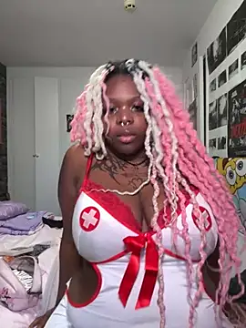 Nyla xox online show from 1, 4, 2026