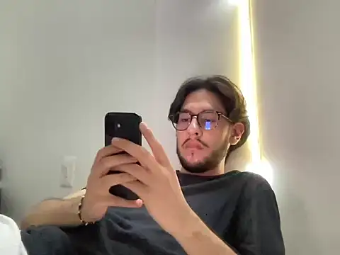 HornyPizzaBoyX online show from 26, 3, 2026