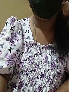 Snapshot of Latha_lovely chatting on 19, 5, 2026 Latha lovely online show from 19, 5, 2026