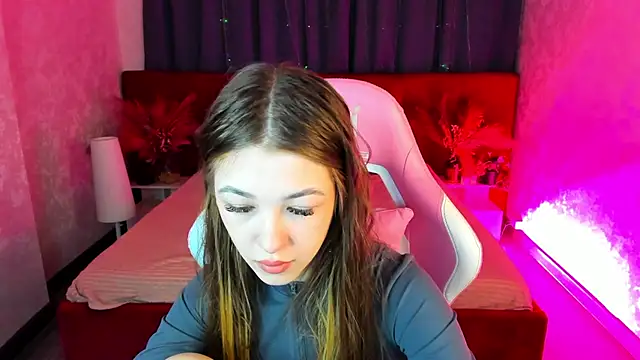 Snapshot of Miss_Shanel chatting on 31, 5, 2026 Miss Shanel online show from 31, 5, 2026