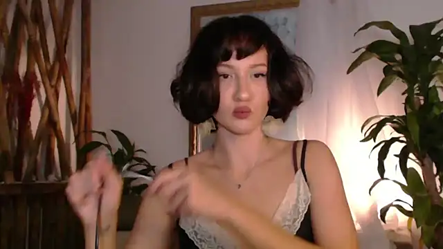 Snapshot of wanderwhitch chatting on 10, 7, 2026 wanderwhitch online show from 10, 7, 2026