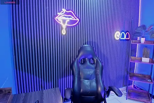 Luanna Rose online show from 10, 4, 2026