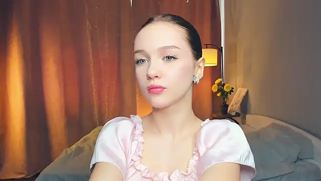 Snapshot of SharriSang chatting on 14, 6, 2026 SharriSang online show from 14, 6, 2026