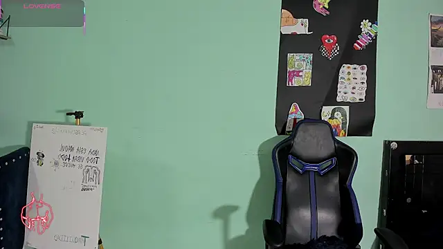 TYLERhHOT2005 online show from 3, 5, 2026