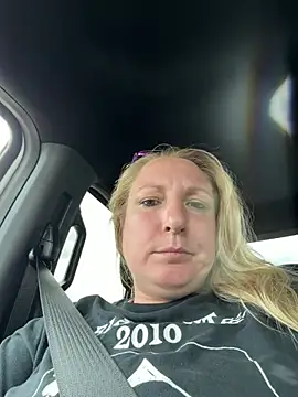 sweetkacibaby online show from 14, 4, 2026