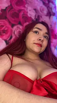Snapshot of SweetLittleRed chatting on 13, 4, 2026 SweetLittleRed online show from 13, 4, 2026