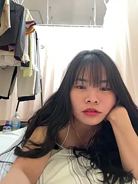 Naked-xx online show from 24, 5, 2026