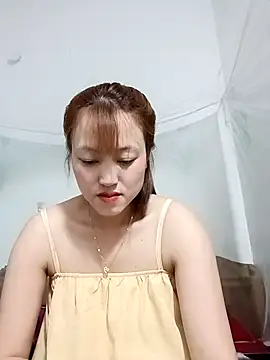 -Bitilu- online show from 28, 4, 2026