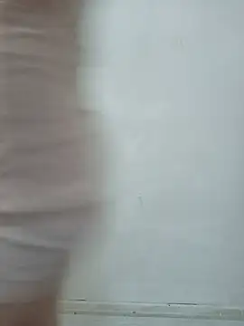 Snapshot of Rosesarem chatting on 11, 6, 2026 Rosesarem online show from 11, 6, 2026