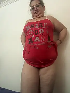 Martinacurvy  online show from 6, 4, 2026