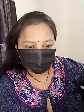 Snapshot of Hoty_bhabii chatting on 22, 4, 2026 Hoty bhabii online show from 22, 4, 2026