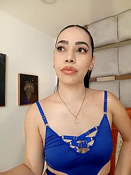 Snapshot of AmbarJenssen chatting on 8, 4, 2026 AmbarJenssen online show from 8, 4, 2026