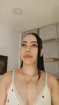 Snapshot of AmbarJenssen chatting on 14, 4, 2026 AmbarJenssen online show from 14, 4, 2026