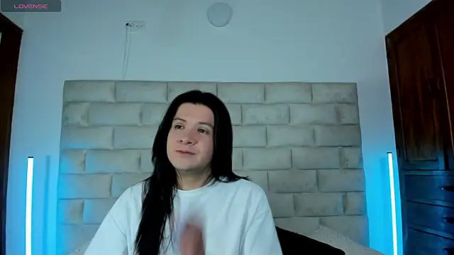 Snapshot of MatthewDavis_ chatting on 16, 6, 2026 MatthewDavis online show from 16, 6, 2026