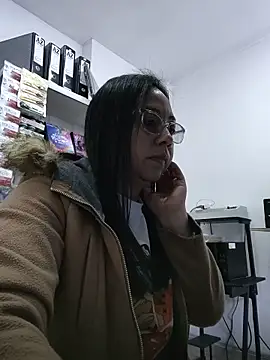 Snapshot of Violeta--7 chatting on 14, 7, 2026 Violeta--7 online show from 14, 7, 2026