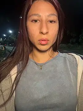 Debby ryann online show from 16, 4, 2026