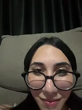 juliacosta online show from 5, 4, 2026