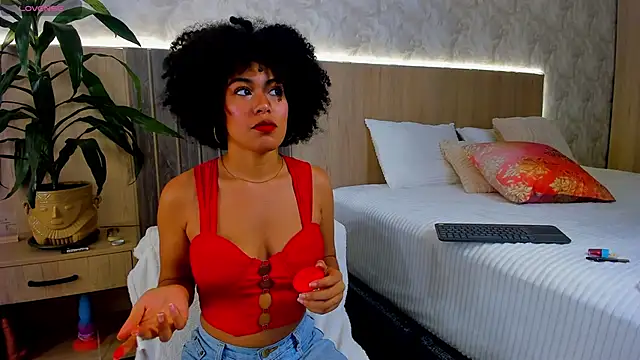 baddie delaylaa online show from 29, 4, 2026