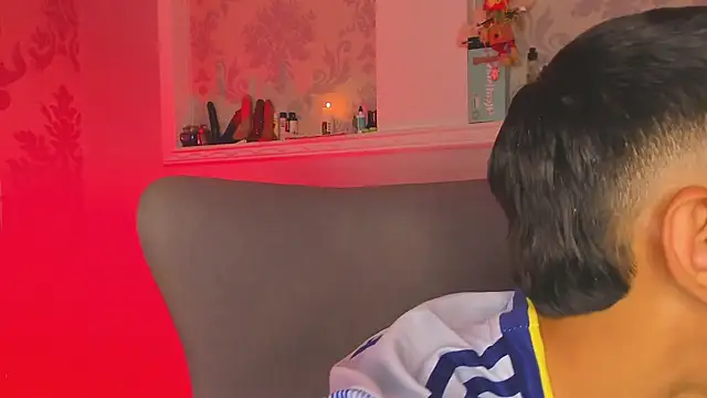 Snapshot of MaicolSmiith_ chatting on 2, 4, 2026 MaicolSmiith online show from 2, 4, 2026